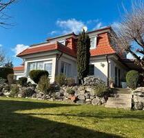 Provisionsfrei-Einfamilienhaus (Niedrigen.) mit 220 m2 Wohnfläche - Burghaslach