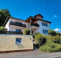 Mehrfamilienhaus - 1.300,00&nbsp;EUR Kaltmiete, ca.&nbsp; 150,00&nbsp;m&sup2; in Nentershausen (PLZ: 36214)