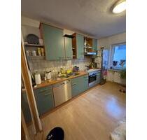 ab 01.07. in Freiendiez ruhig gelegene 2 ZKB inkl. Einbauküche und Dachterrasse