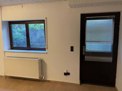 Foto - Souterrain-Wohnung 1 Zimmer mit Wohnküche und Flur