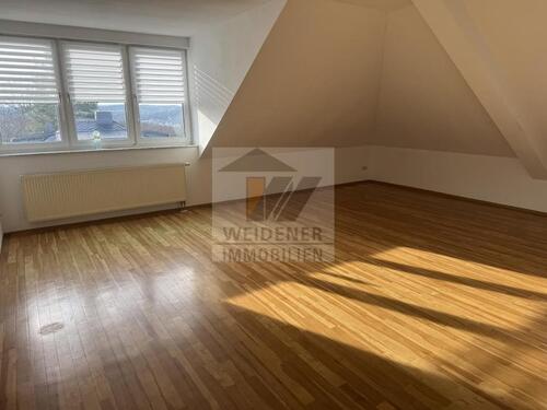 Foto - 2 Zimmer Dachgeschoßwohnung zur Miete in Gera