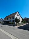 Foto - Einfamilenhaus mit angebauter Scheune und Garten