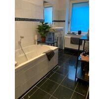 Eine Wohnung - 1.950,00 EUR Kaltmiete, in Frankfurt am Main (PLZ: 60389) Innenstadt 3