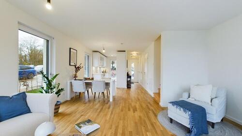 Foto - 6 Zimmer Einfamilienhaus zur Miete in Köln