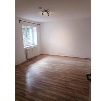 2-ZIMMER-WOHNUNG MIT BALKON & EINBAUKÜCHE IN RUHIGER LAGE VON NIEDERKIRCHEN