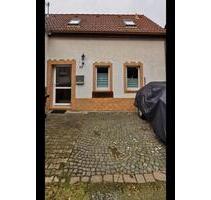 Charmantes beidseitig angebautes Häuschen - Rammelsbach