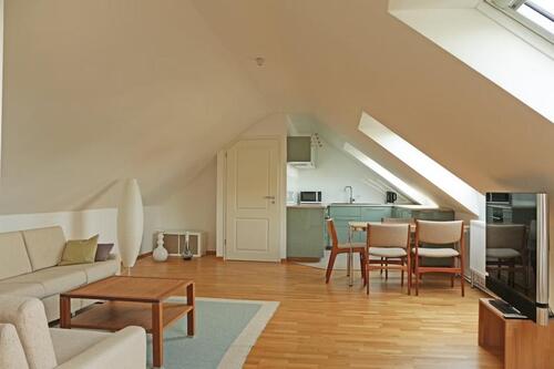 Foto - 4 Zimmer Dachgeschoßwohnung zur Miete in Laboe