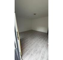 1 Zimmer Einliegerwohnung - 470,00&nbsp;EUR Kaltmiete, ca.&nbsp; 30,00&nbsp;m&sup2; in Burscheid (PLZ: 51399)