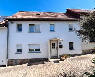 Reihenhaus in Ranis - 84.000,00&nbsp;EUR Kaufpreis, ca.&nbsp; 100,00&nbsp;m&sup2; in Ranis (PLZ: 07389)