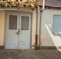 Lagerhalle - 900,00 EUR Miete, in Buckenhof (PLZ: 91054)