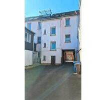 Mehrfamilienhaus zu verkaufen! - 537.000,00&nbsp;EUR Kaufpreis, ca.&nbsp; 472,00&nbsp;m&sup2; in Essen (PLZ: 45326) Stadtbezirk V