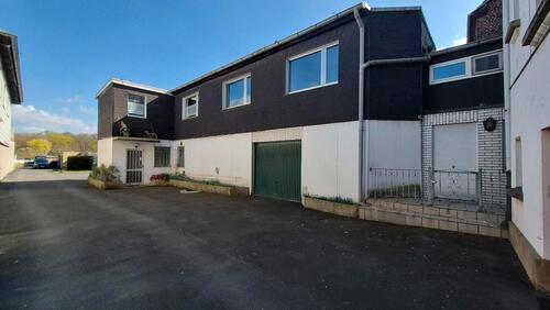 Foto - Mehrfamilienhaus, Wohnhaus zum Kaufen in Essen