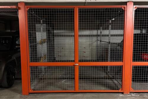 Foto - Tiefgaragenstellplatz abschließbar zu vermieten