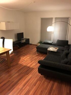 Foto - Frankfurt 2-Zimmer Whg Möbeliert mit TV WM Balkon ab sofort