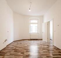 Altbauwohnung mit 3 Zimmern und Balkon - Koblenz