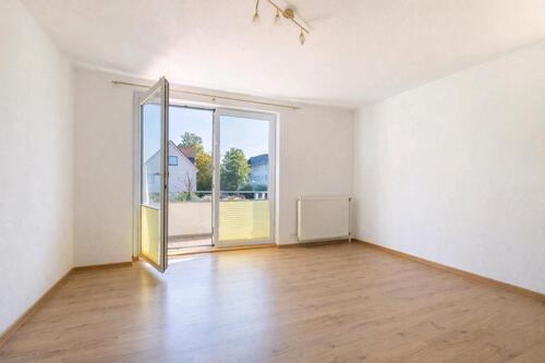 Foto - Helle 2,5 Zimmer Wohnung mit Balkon & Stellplatz - zentrumsnah -