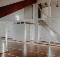 Lichtdurchflutete Dachgeschossfläche mit Loft- & Ateliercharakter - Münster Gievenbeck