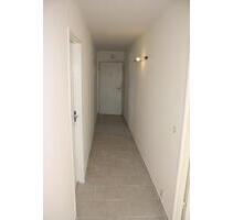 2-Zimmer DG Wohnung in 64832 - 400,00 EUR Kaltmiete, ca.  40,00 m² in Babenhausen (PLZ: 64832)