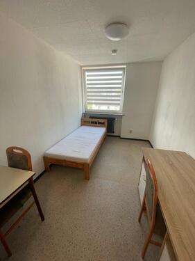 Foto - Zimmer in Marburger Südstadt - 400,00&nbsp;EUR Kaltmiete, ca.&nbsp; 15,00&nbsp;m&sup2;