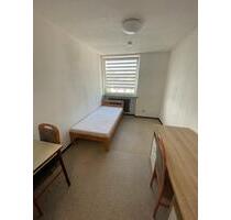 Zimmer in Marburger Südstadt - 400,00&nbsp;EUR Kaltmiete, ca.&nbsp; 15,00&nbsp;m&sup2; in Marburg (PLZ: 35037)