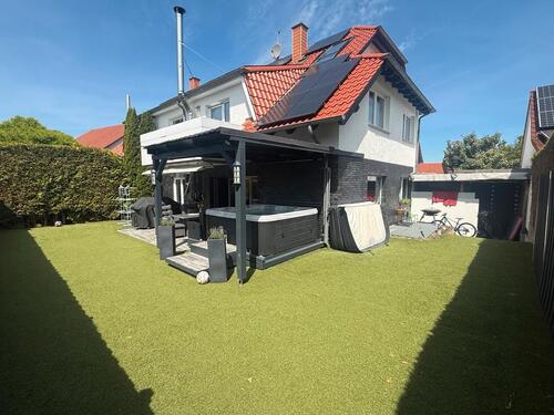 Foto - 10 Zimmer Mehrfamilienhaus, Wohnhaus zum Kaufen in Wolfhagen