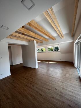 Foto - Moderne 3-Zimmer-Dachgeschosswohnung in der Rechenberganlage