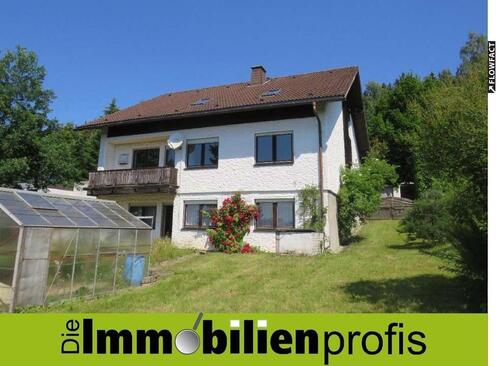 Foto - 56017 - Große, sanierte Wohnung mit Garten und Doppelgarage zur Miete in Naila