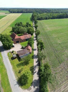 Foto - Resthof, Bauernhof, Hof im Aussenbereich