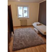 15 qm Zimmer in einer 80qm-3-Zimmer-Wohnung - Marktoberdorf