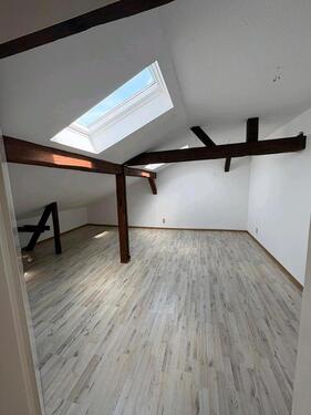 Foto - Gemütliche Dachgeschosswohnung - 285,00&nbsp;EUR Kaltmiete, ca.&nbsp; 60,00&nbsp;m&sup2;