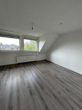 Foto - Dachgeschoßwohnung in Oberhausen zur Miete