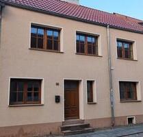 Erdgeschosswohnung mit Innenhof + Fußbodenheizung im Stadtzentrum - Haldensleben