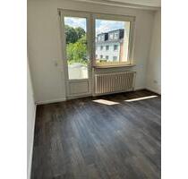 Helle sanierte 2 Zimmer Wohnung mit Balkon - Dortmund Brackel