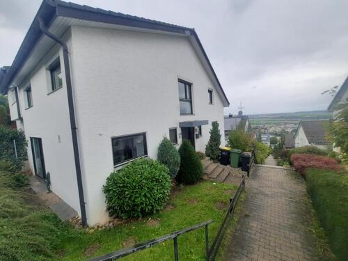 Foto - Provionsfrei: Doppelhaushälfte in Aussichtslage von Gerlingen