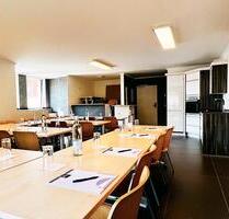 Bequemer Seminarraum - 99,00 EUR Kaltmiete, in Mönchengladbach (PLZ: 41066) Ost