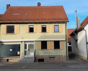 Schöne 6 Zimmerwohnung - 1.200,00&nbsp;EUR Kaltmiete, ca.&nbsp; 130,00&nbsp;m&sup2; in Steinheim am Albuch (PLZ: 89555)