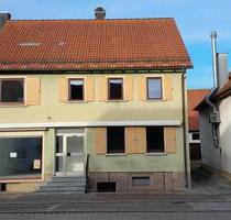 Schöne 6 Zimmerwohnung - 1.200,00&nbsp;EUR Kaltmiete, ca.&nbsp; 130,00&nbsp;m&sup2; in Steinheim am Albuch (PLZ: 89555)