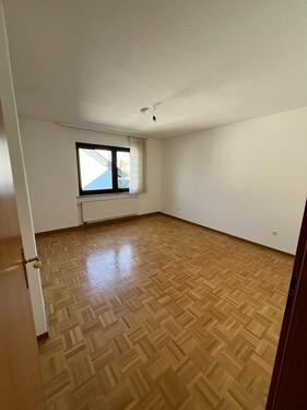 Foto - 3 Zimmer Etagenwohnung zur Miete in Waldalgesheim