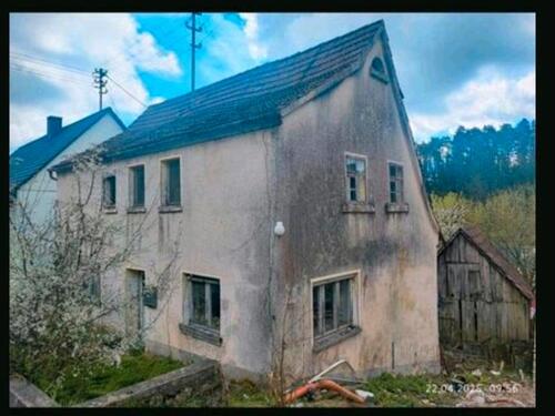 Foto - Kleines Grundstück (299m²) mit abrissreifem Haus in Pottenstein
