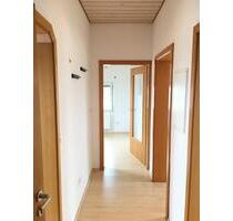 2 Zi.-DG-Wohnung, 20 km nördlich von Ulm Richtung Heidenheim