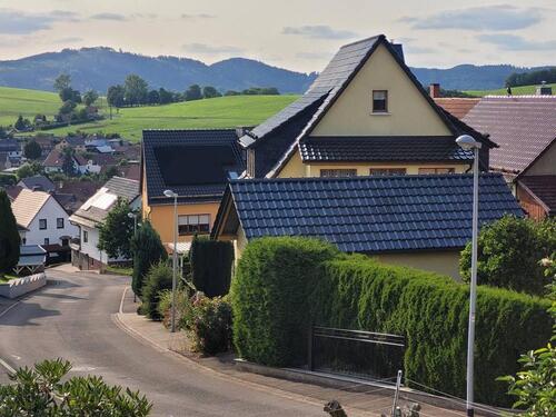 Foto - 9 Zimmer Einfamilienhaus zum Kaufen in Floh-Seligenthal