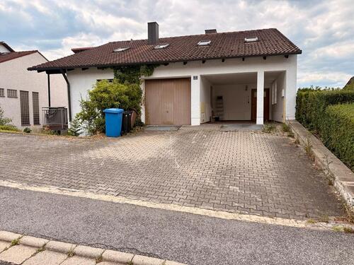 Foto - Attraktives Mehrfamilienhaus in Parsberg
