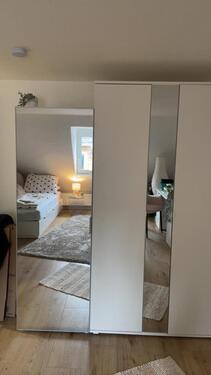 Foto - 1 Zimmer Dachgeschoßwohnung zur Miete in Frankfurt am Main