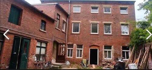 Foto - Mehrfamilienhaus und 2 Fam-Haus im Stil eines 3 Seitenhofs