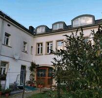Dachgeschosswohnung in Altbau in Hirschberg Saale zu vermieten