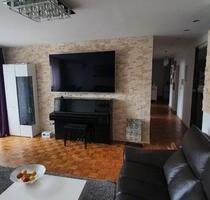 4 ZIMMER WOHNUNG IN KRIFTEL MIT BALKON + KÜCHE+BADMÖBEL + PARKING