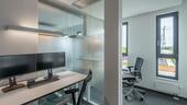 Foto - Moderne, helle TOP-Arbeitsplätze in Online-Unternehmen - All-in-Miete