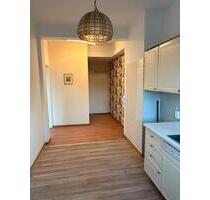 1-Zimmer-Wohnung mit Balkon & separater Küche - Köln Kalk