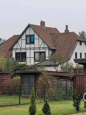 Foto - 5-Familenhaus, 5 km Celler Bahnhof, guter Zustand, top Rendite