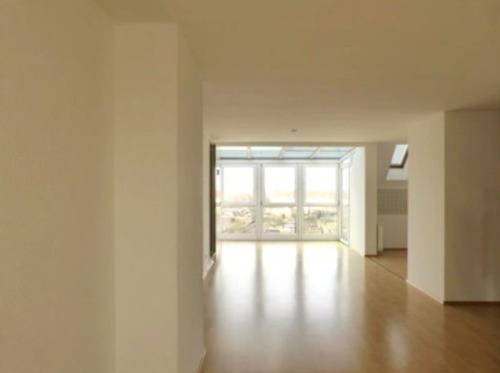 Foto - helle 3 Zimmer Wohnung, EBK, Balkon, Wintergarten, Stellplatz